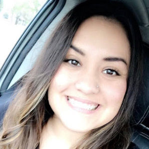 Meet your Posher, Candace